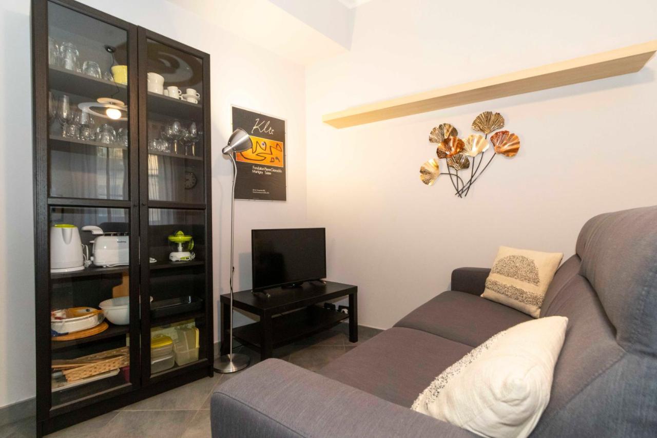 Miglietti Apt A Few Steps From Piazza Statuto! 都灵 外观 照片